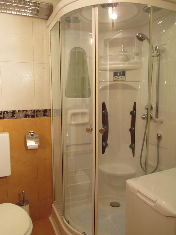 Apartment Villa Edmea Rijeka Exteriör bild
