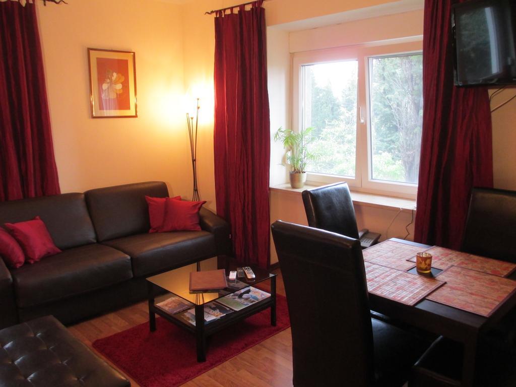 Apartment Villa Edmea Rijeka Exteriör bild